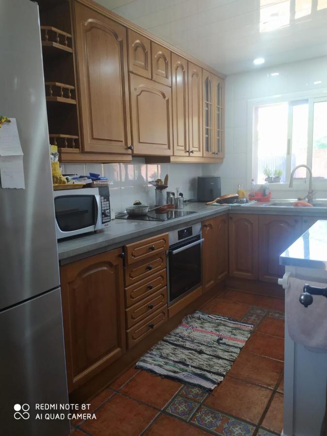 Olesa de Bonesvalls Habitacion Privada En Casa Particular, Montana מראה חיצוני תמונה