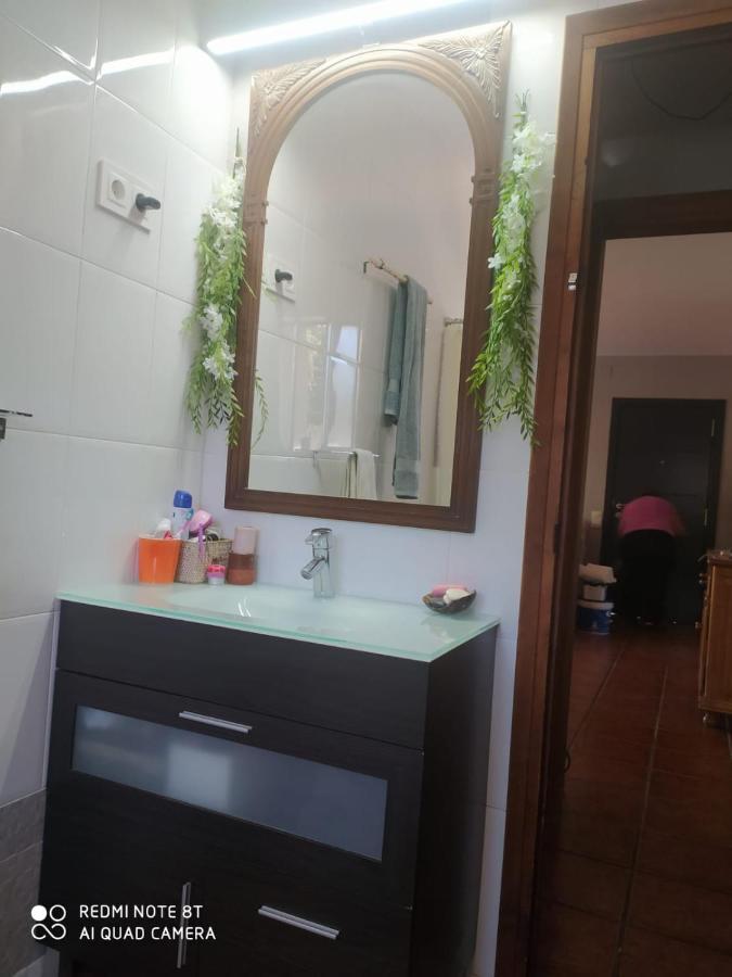 Olesa de Bonesvalls Habitacion Privada En Casa Particular, Montana מראה חיצוני תמונה