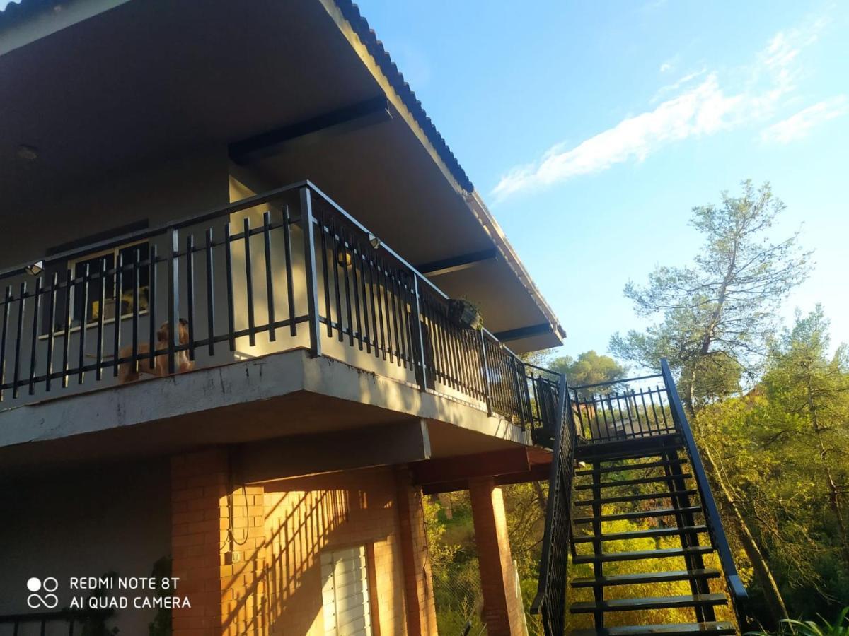 Olesa de Bonesvalls Habitacion Privada En Casa Particular, Montana מראה חיצוני תמונה