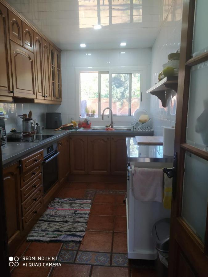 Olesa de Bonesvalls Habitacion Privada En Casa Particular, Montana מראה חיצוני תמונה