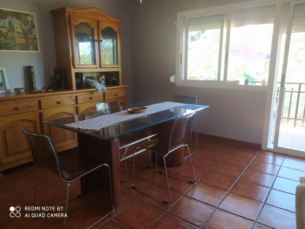 Olesa de Bonesvalls Habitacion Privada En Casa Particular, Montana מראה חיצוני תמונה