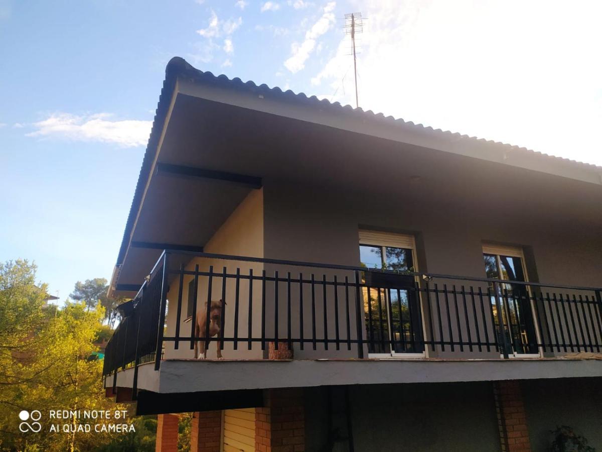 Olesa de Bonesvalls Habitacion Privada En Casa Particular, Montana מראה חיצוני תמונה