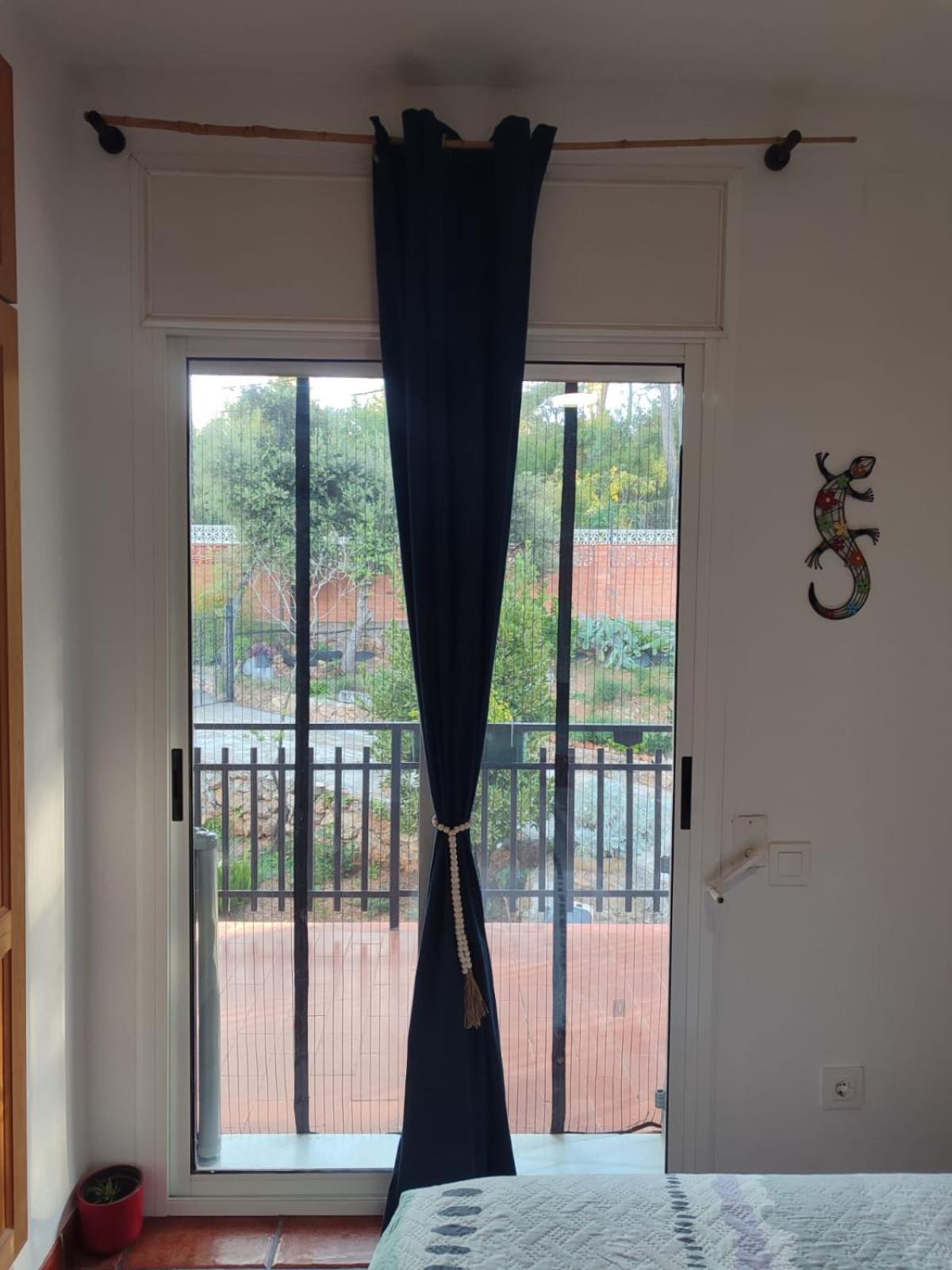 Olesa de Bonesvalls Habitacion Privada En Casa Particular, Montana מראה חיצוני תמונה