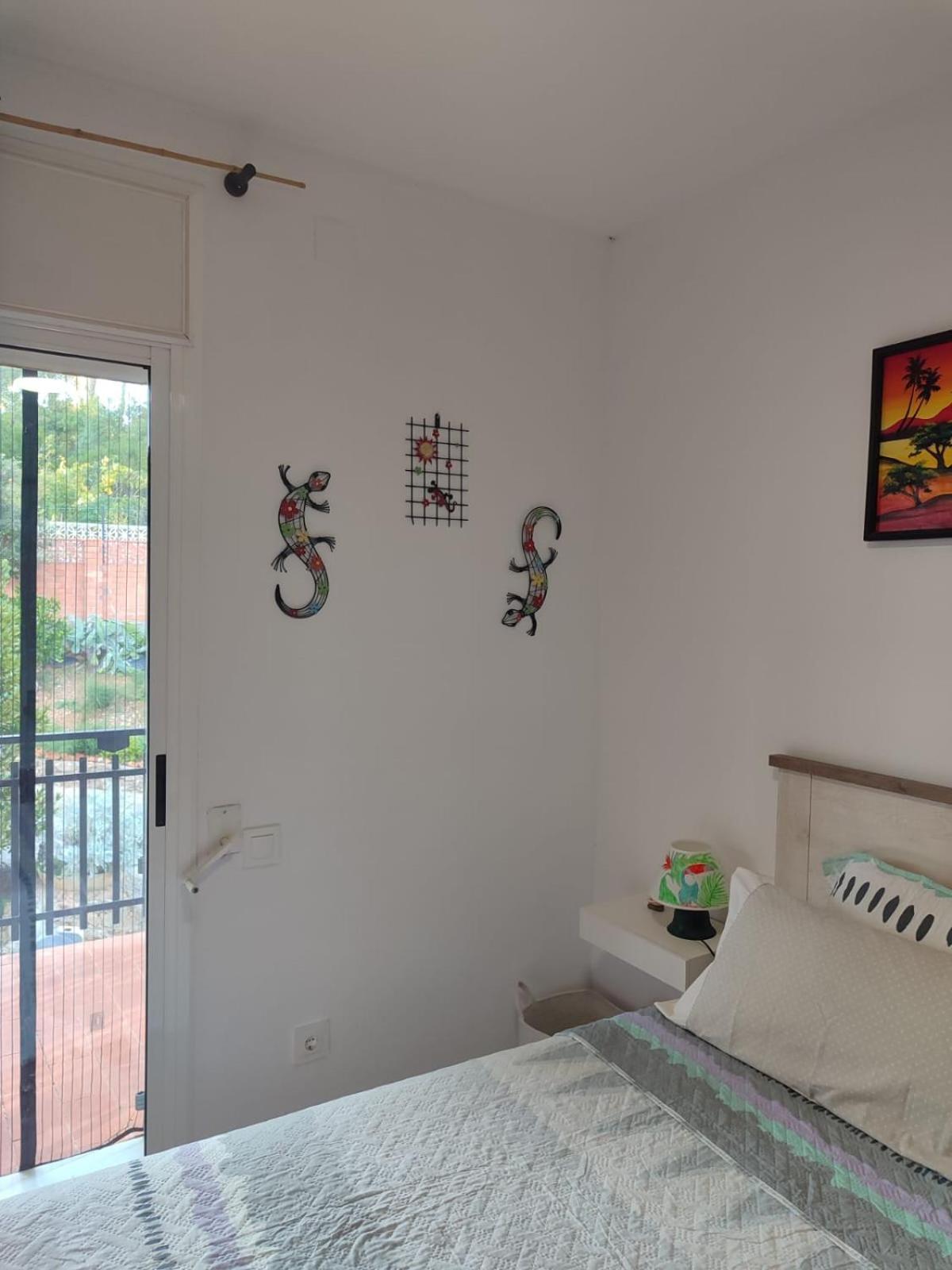 Olesa de Bonesvalls Habitacion Privada En Casa Particular, Montana מראה חיצוני תמונה