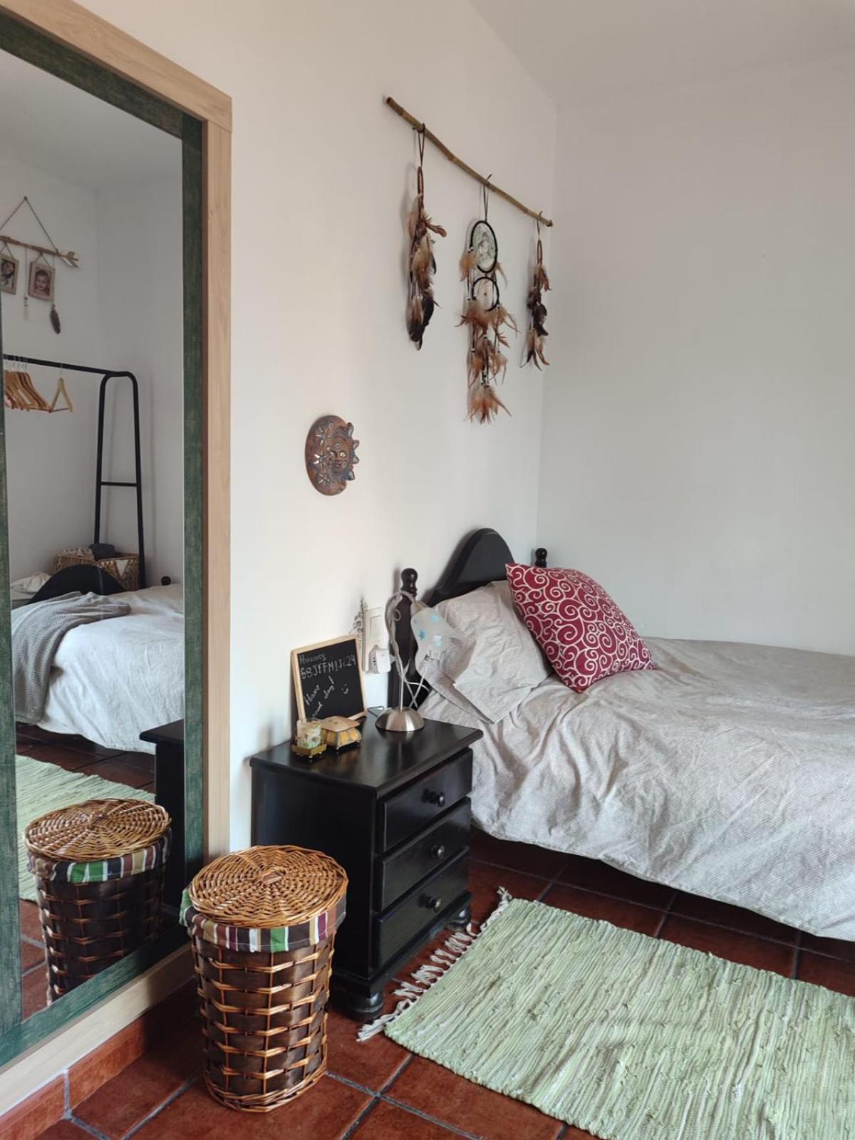 Olesa de Bonesvalls Habitacion Privada En Casa Particular, Montana מראה חיצוני תמונה