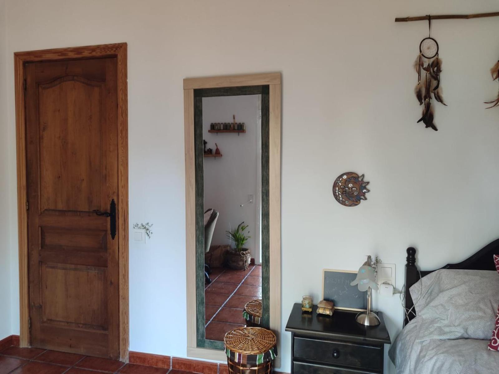 Olesa de Bonesvalls Habitacion Privada En Casa Particular, Montana מראה חיצוני תמונה