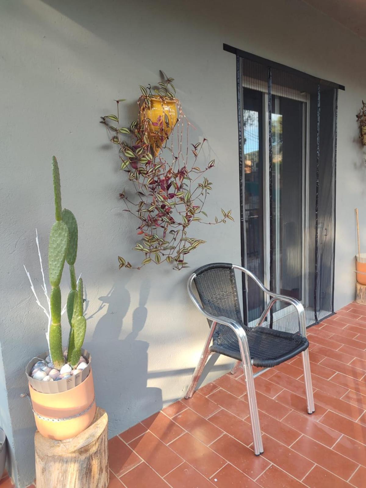 Olesa de Bonesvalls Habitacion Privada En Casa Particular, Montana מראה חיצוני תמונה